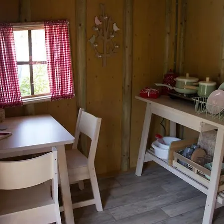 Rcn De Jagerstee פארק נופש 4*