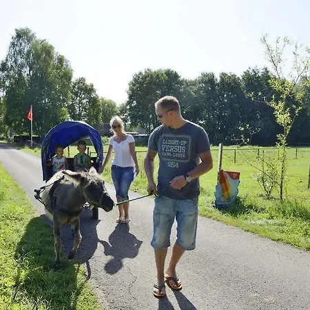 Rcn De Jagerstee פארק נופש 4*